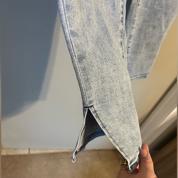 Vervet high rise straight ankle slit jeans size 27 - Picture 2 of 6